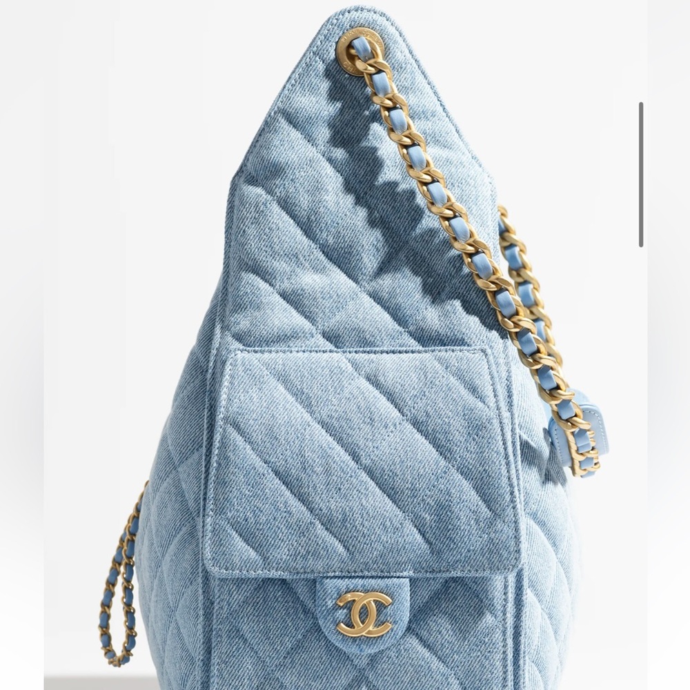 NEW✨ Chanel 25 Hobo Bag Medium Denim - Picture 12 of 14